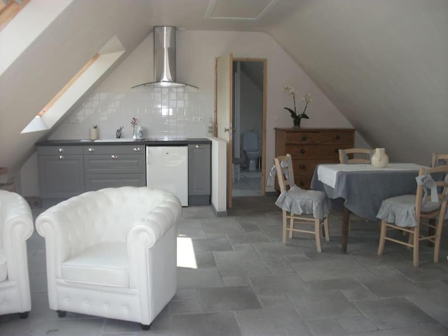 Terrasse, Campagne Et Mer Apartment Troguery Bagian luar foto